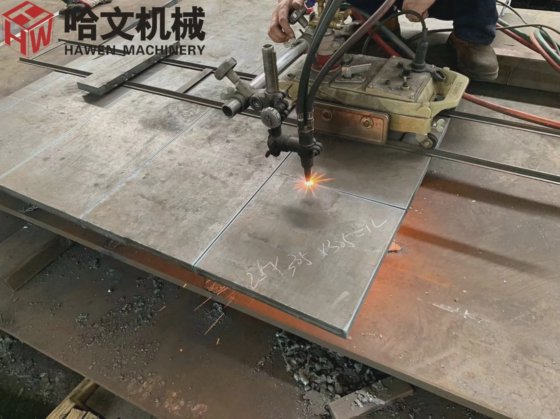 ポヤトスホロウ舗装ブロック型枠