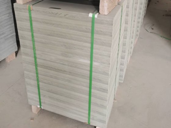 コンクリート舗装ブロック製造機用PVCパレット