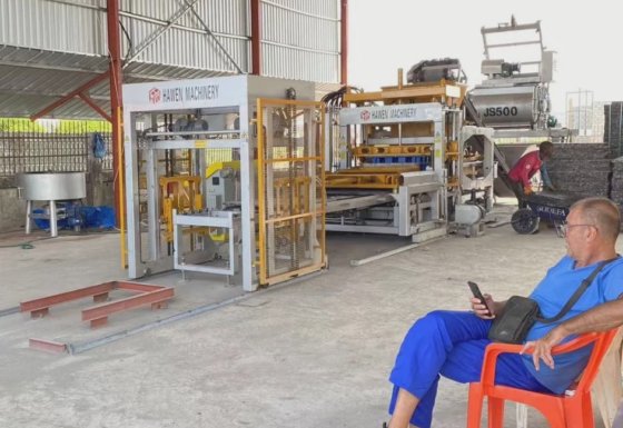 フィリピンの人気コンクリートホローブロック製造機 パーヴァー機械