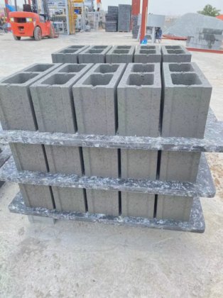 フィリピンの人気コンクリートホローブロック製造機 パーヴァー機械