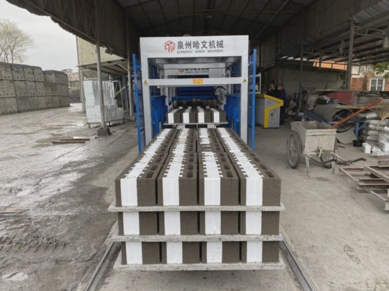 中東エネルギー効率防音熱抵抗EPSコンクリートブロック製造機