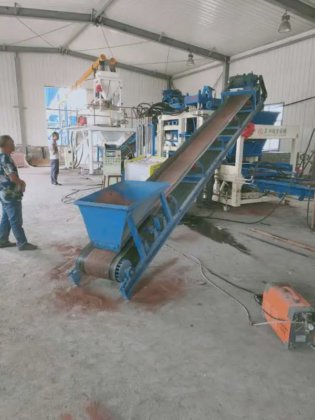 自動高品質壁空洞ブロック機舗装レンガ製造機械