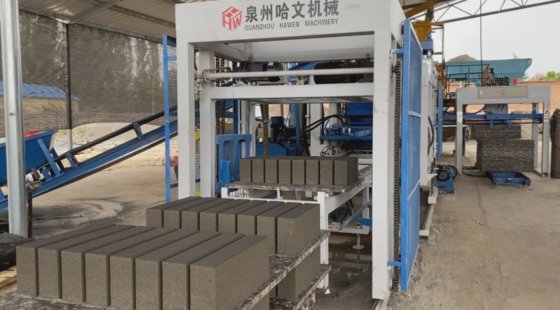 高い安定性のコンクリート中空ブロックレンガ舗装機