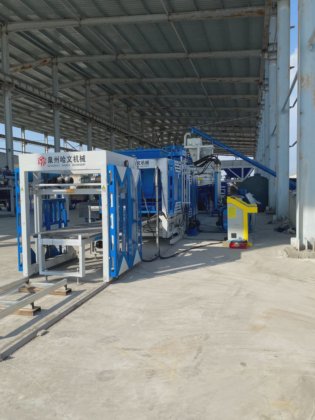 Block making machine with batching