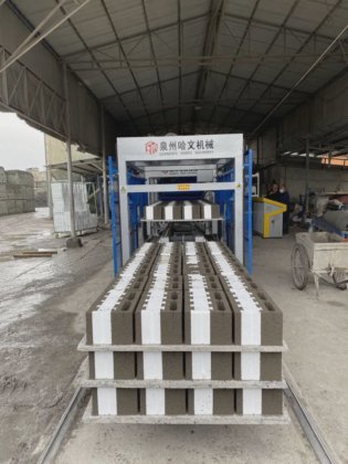 コンクリート孤立断熱サンドイッチEPSブロック機械の価格