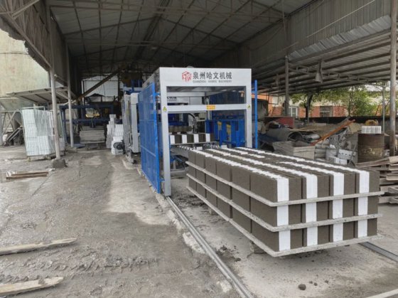 セメントコンクリート固体中空ブロックレンガ製造機舗装インターロッキング舗装石道路縁石製造機工場