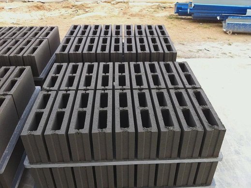 トルコのエルコンブロック用コンクリートハローブロック型、舗装材、レンガ、縁石製造機