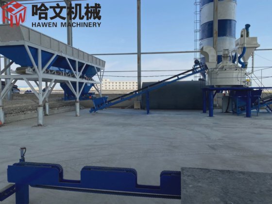 高容量ブロック成形機器 建築ユニット 生産 ブロックに焦点を当てる