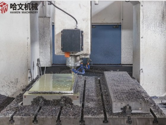 耐久性のある長寿命のインターロッキング舗装コンクリート中空ブロックカーブストーン型枠