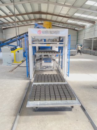 ガイアナのコンクリートレンガ機械