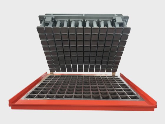 Block making machine with batching
