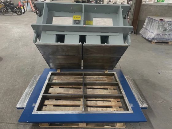 カスタマイズされた硬鋼コンクリートブロック相互接続型舗装型枠