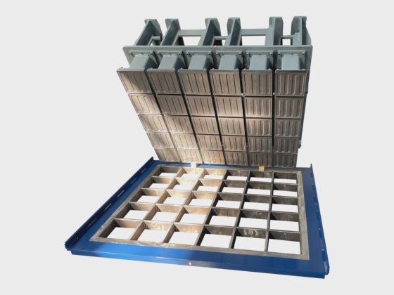Block making machine with batching