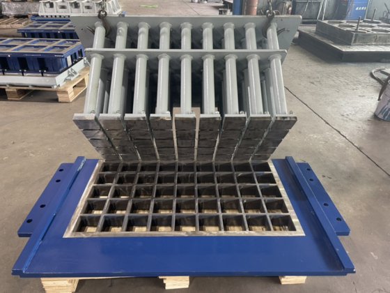 Block making machine with batching