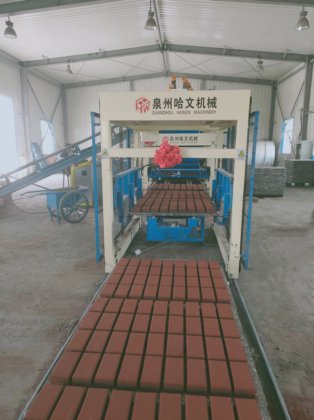 サーボモーター高速中空ブロック固形レンガ製造機