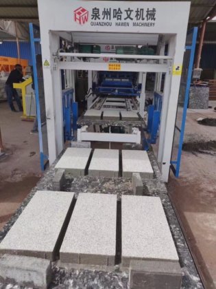 サーボモーター高速中空ブロック固形レンガ製造機