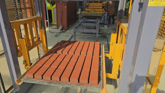 Qt6-15 High Output Robust Structure