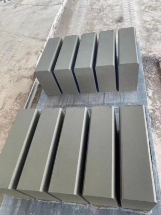 コンクリートカーブストーン型のセメントブロック、レンガ、舗装材製造機