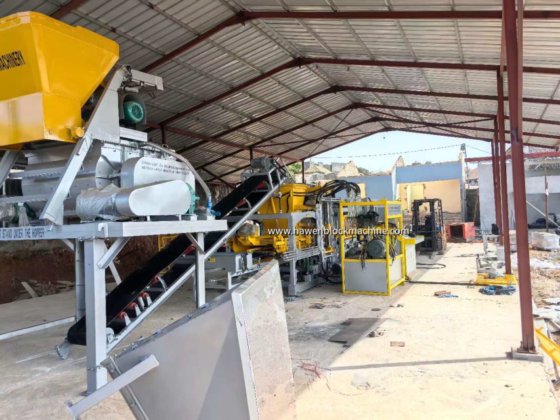 Qt4-15 耐久性のある水圧セメントブロック機械、空洞および固体ブロック用