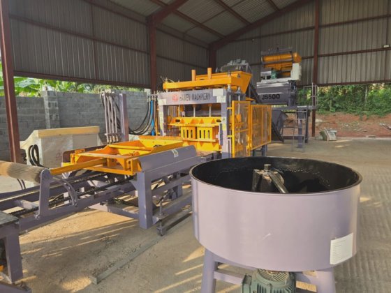 Smart PLC Controlled Brick Making Machine with Automatic Batching and ...