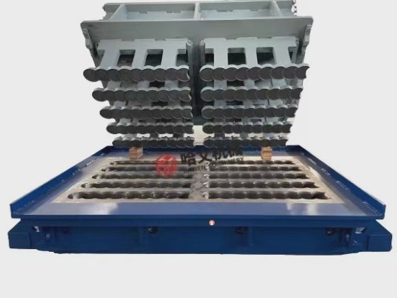 鉄製コンクリート型枠 ブロック機用 パバー機用