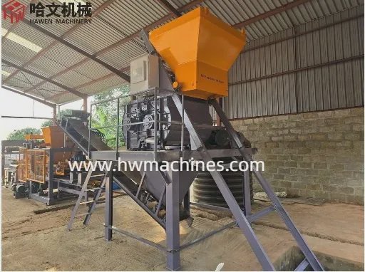 Qt6-15 自動油圧振動ブロック成形機 コンクリートレンガ製造機械