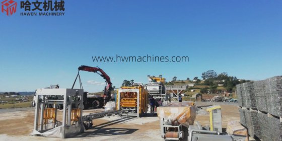 優れた強度の自動コンクリートインターロックブロック製造機、多くの特許技術を搭載