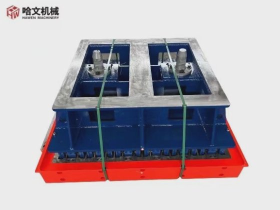 コンクリート舗装ブロック型枠、レンガ型枠、ブロック型枠 ロシアで