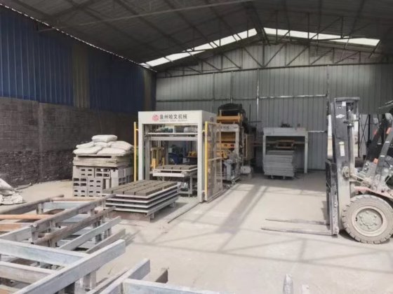 カナダの自動コンクリートブロックレンガ製造機