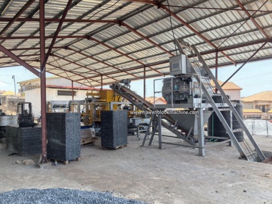 Block making machine with batching