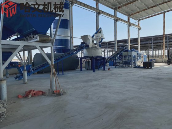 Block making machine with batching