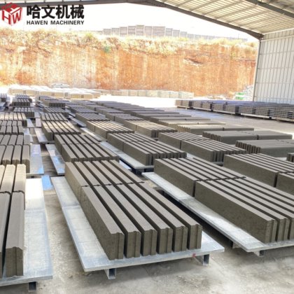 効率的な油圧舗装用ソリッドレンガ空洞ブロックセメントレンガ製造機械