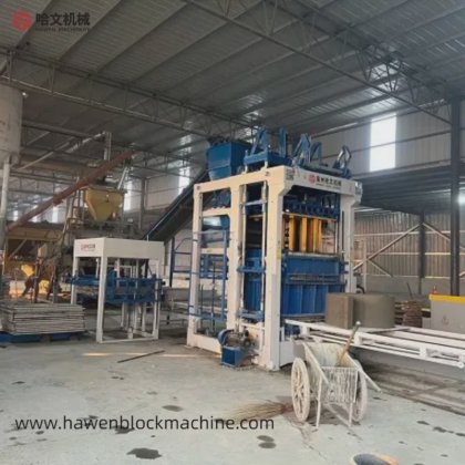 Qt12-15automatic ウガンダ・ケニアのコンクリートブロック製造機の価格