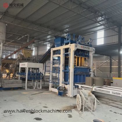 Qt12-15automatic ウガンダ・ケニアのコンクリートブロック製造機の価格