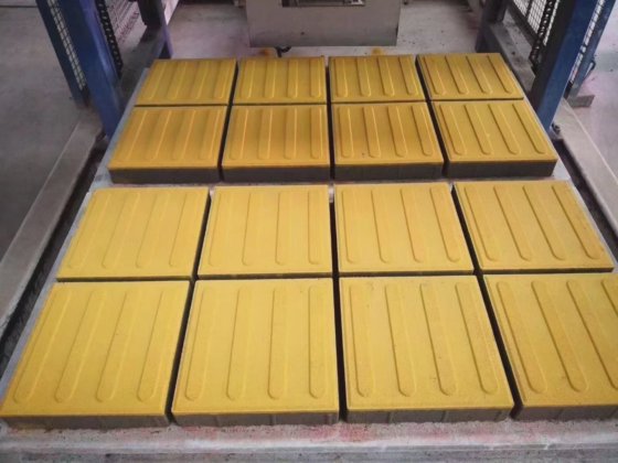 コンクリート舗装型枠 セメントレンガブロック製造機用