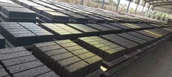 完全自動コンクリートブロック製造機 インターロッキングパバーとレンガ生産ライン用