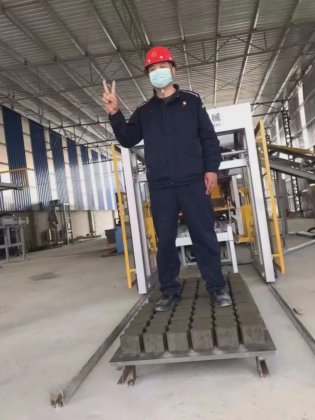 ブロック製造機 自動レンガコンクリート機械