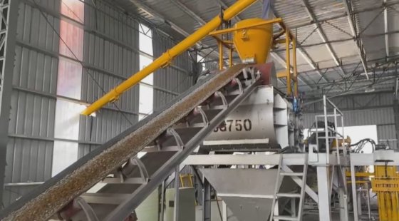 ブロック製造プラント用ツインシャフトコンクリートミキサー