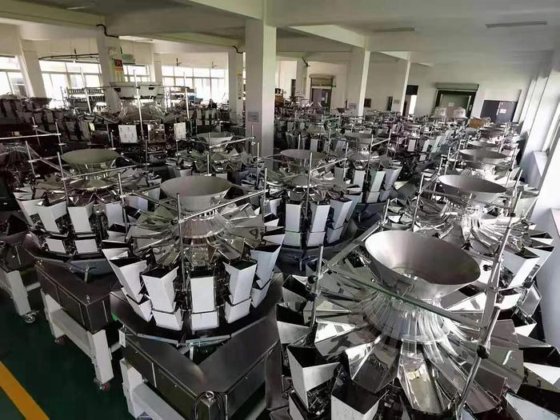 自动多头计量机 定量多头带斗包装秤