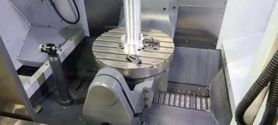 HAAS UMC-750 With FANUC M-20i