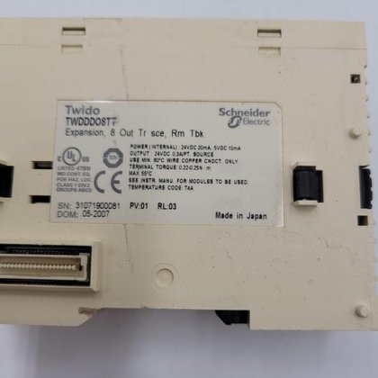 Schneider TWDDDO8T7 discrete output module