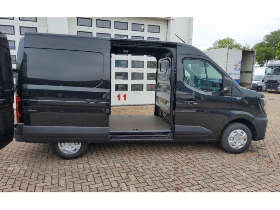 2024 Renault Master