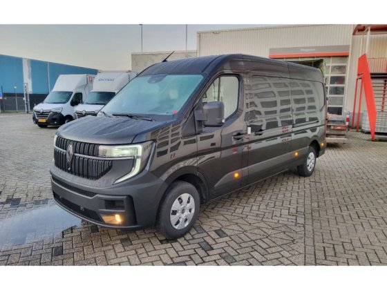 2024 Renault Master
