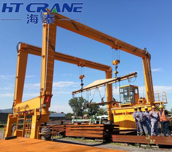 中国ストラドル キャリアのゴム製タイヤ付きガントリー RTG クレーン自動化