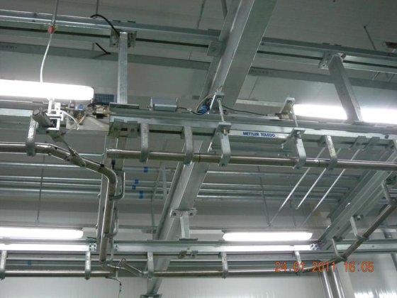 牛放血自动输送轨道屠宰场设备 屠宰机 牛肉加工机