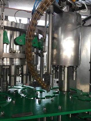 食用油灌装和包装机认证及包装解决方案