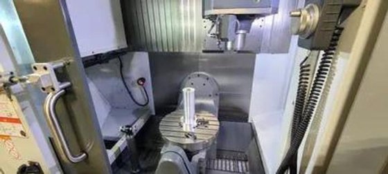 HAAS UMC-750 With FANUC M-20i
