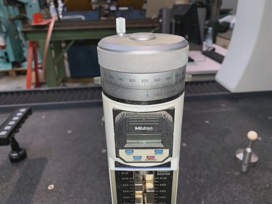 MITUTOYO HEIGHT MASTER HME-300DMB