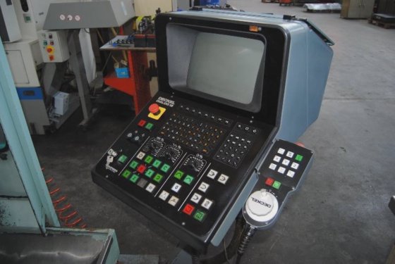 1994 DMG DECKEL MAHO FP4