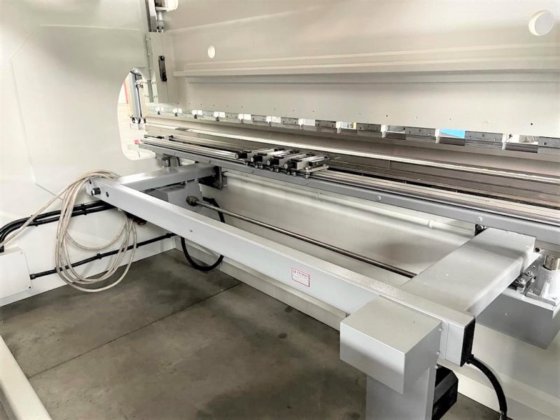 2000 BARIOLA PB1 165/40 NCS